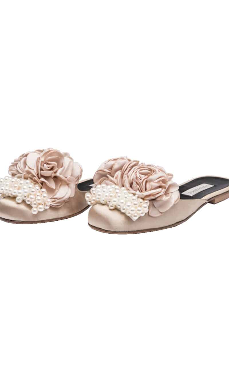 Pink pearls and flowers embellished elegant satin slippers - Pokemaoke