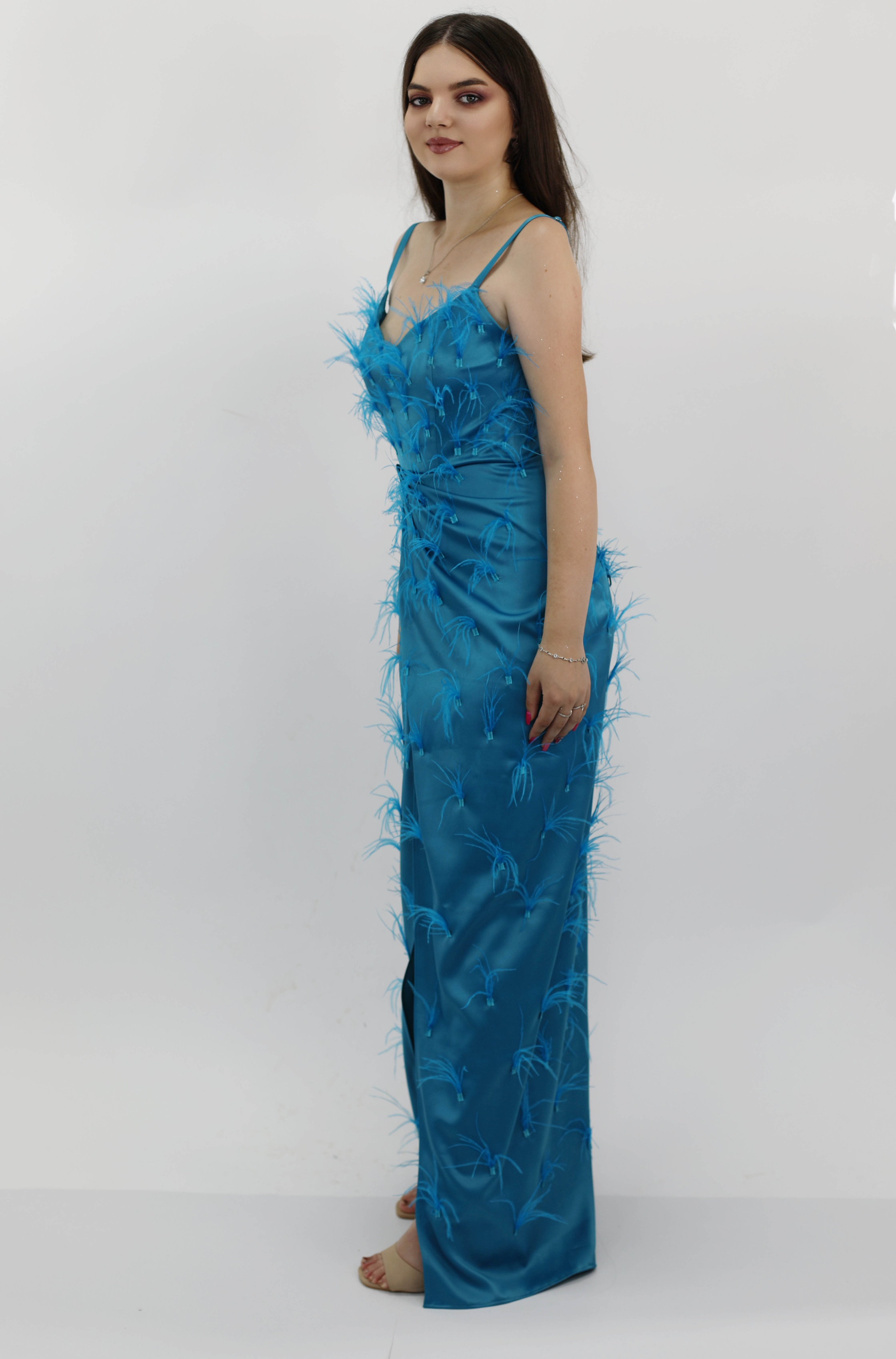 R24107 - TURQUOISE 05 - EZRA turquoise long dress with feathers - AMBAR STUDIO
